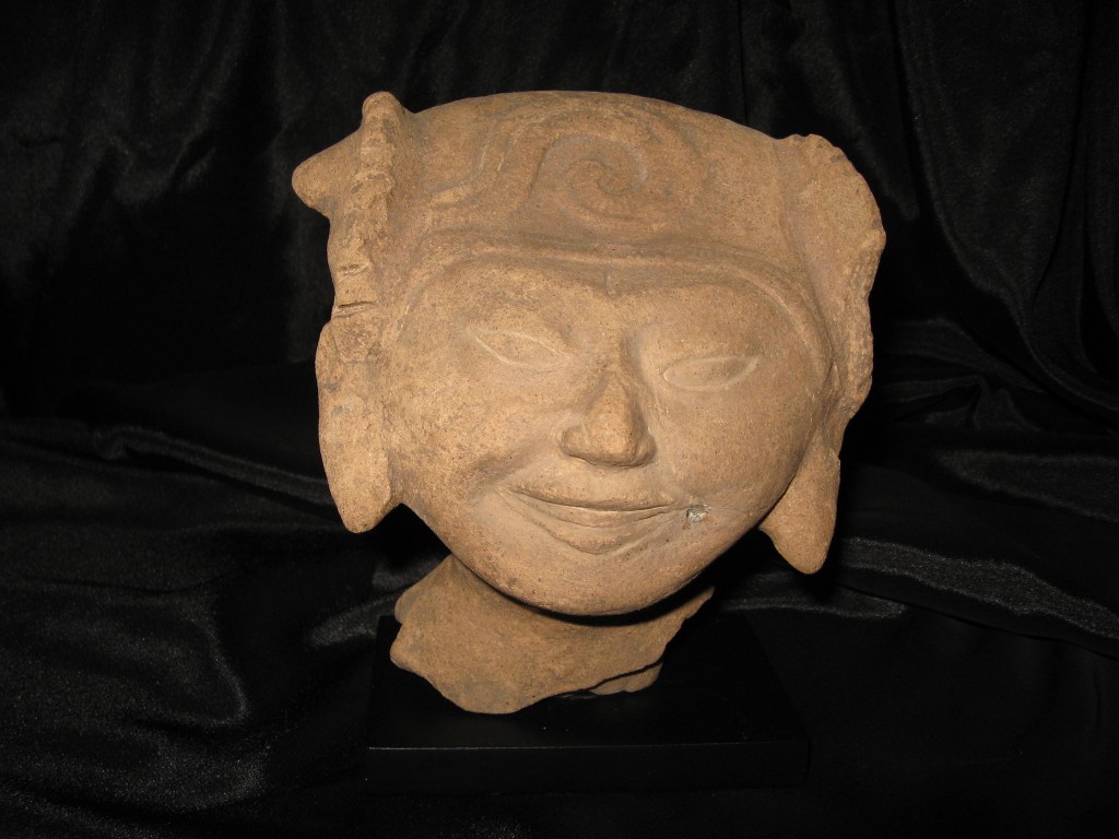 Veracruz Culture Large Head Fragment 550-950 AD Mexico
